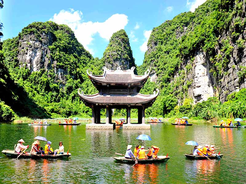 Hanoi - Ninh Binh - Hoa Lu - Trang An - Mua Cave - 1 Day Tour