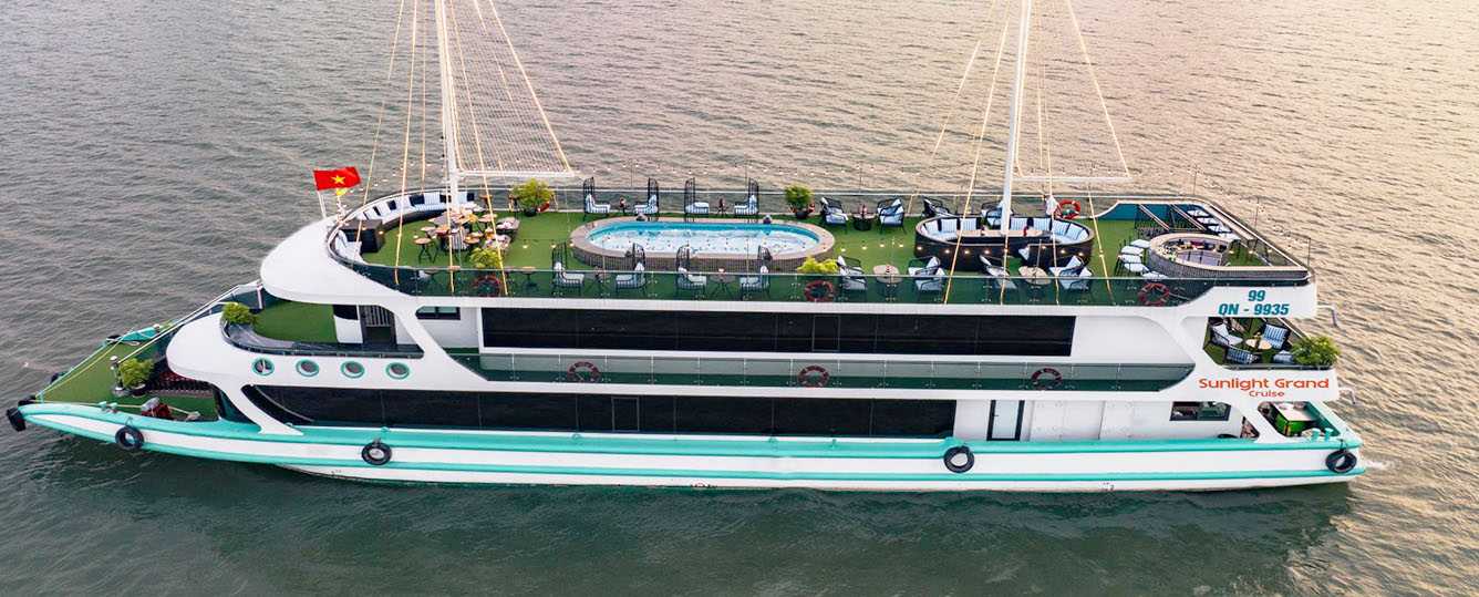 Sunlight Grand Cruise - Halong Bay - 1 Day Tour