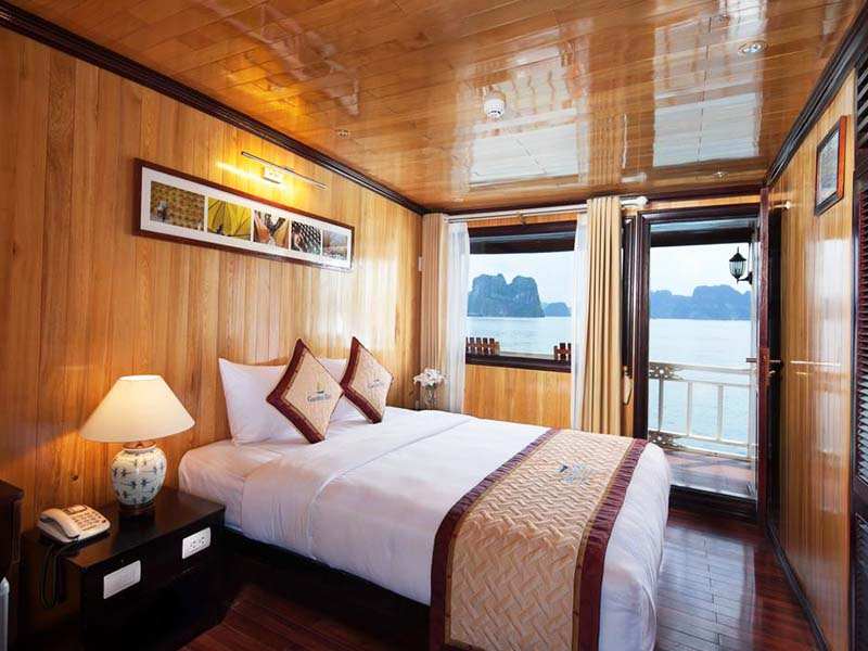 garden-bay-luxury-cruise-rooms-4